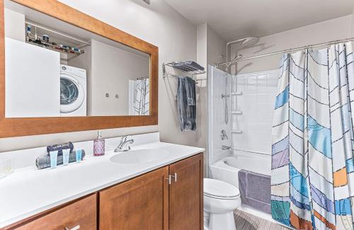 Old West Side Apartment | 6 Modern Apts - 12 Beds w Parking - Near Kerrytown