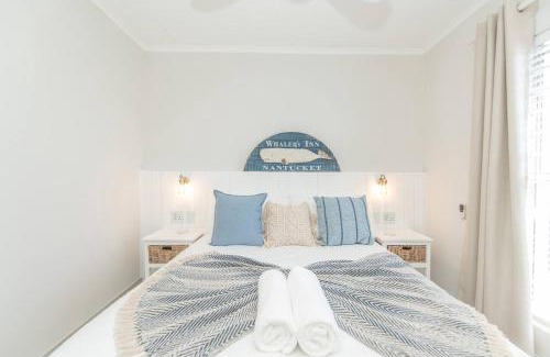 Pollok Beach Apartment | 6 On The Beach