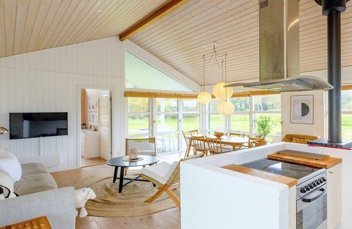 Sillerslev House | 6 person holiday home in Øster Assels-By Traum