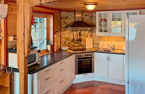 Masfjorden Apartment | 6 person holiday home in HOSTELAND