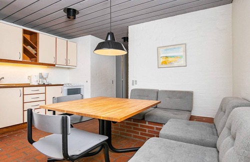 Brovst Apartment | 6 person holiday home in Brovst