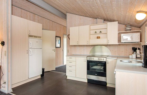 Bork Havn House | 6 person holiday home in Hemmet