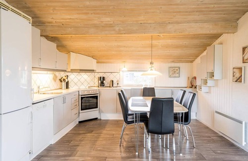 Henne Strand House | 6 person holiday home in Henne