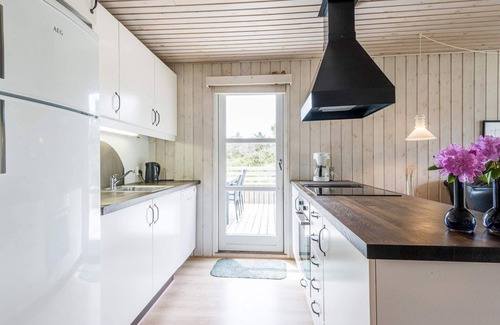 Henne Strand House | 6 person holiday home in Henne