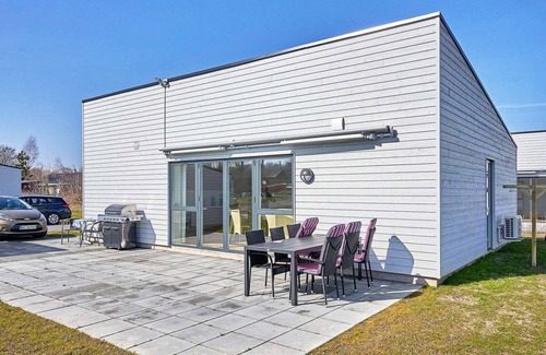 Snogebaek House | 6 person holiday home in Nexø