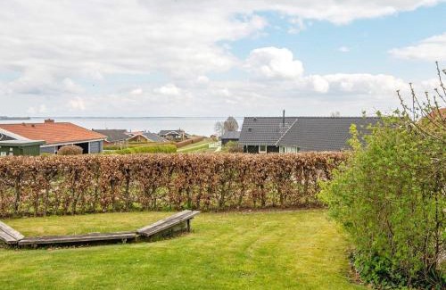 Grønninghoved Strand House | 6 person holiday home in Sj lund