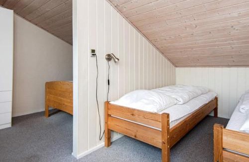 Bork Havn House | 6 person holiday home on a holiday park in Hemmet