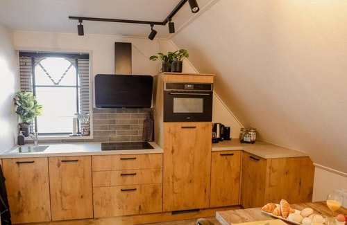 Wolphaartsdijk House | 6-person holiday apartment (first floor) in Wolphaartsdijk