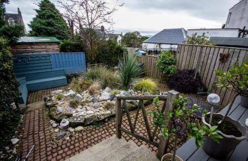 Aberdour House | 60 m² House ∙ 1 bedroom ∙ 2 guests