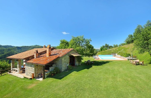 Marradi Villa | 60 m² Villa ∙ 2 bedrooms ∙ 4 guests