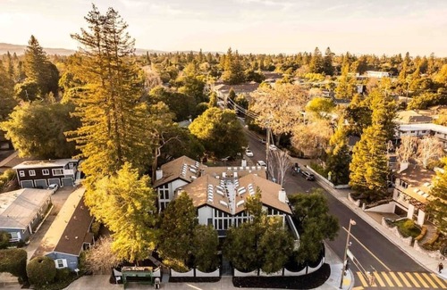 Menlo Park Apartment | 601 House 1 Room 2 Small · Stylish 1BR Suite in Menlo Park