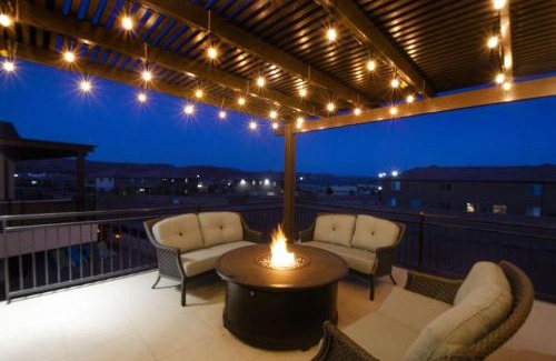 Santa Clara House | 61-62| 2 Homes Duplex in Ocotillo Springs with Private Pool