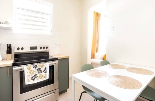 Santurce House | 610@Miramar - up to 32 guests