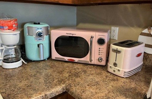 McHenry Apartment | 613) Large 2 bedroom | King Bed