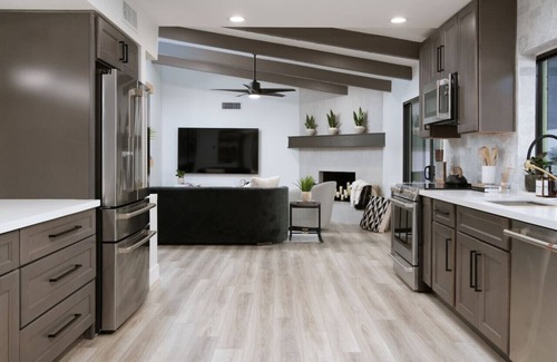 Raskin Estates House | 6430 E. Sharon Drive/Scottsdale, AZ 85254