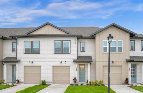 Davenport House | 654 LD - Tranquil Oasis 3BR Luxury Villa at Festival Resort