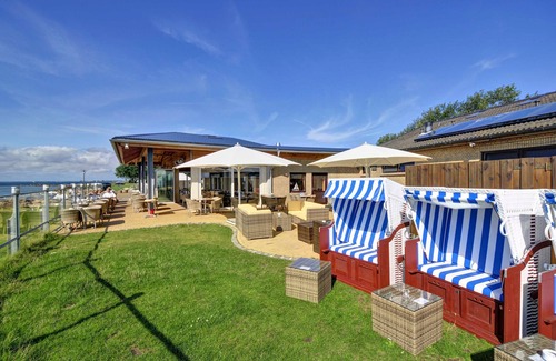 Fehmarn Apartment | 65sqm apartment on the golf course OG - Camping and holiday park Wulfener Hals