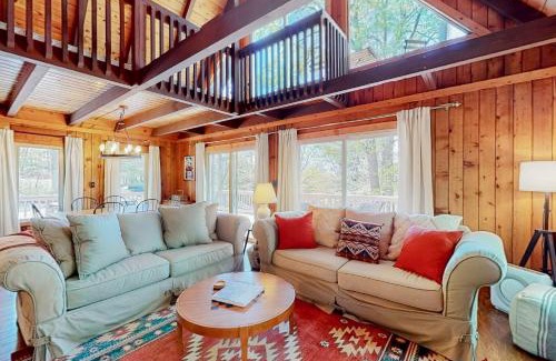 Swanton Ski Chalet | 667 Summit Dr
