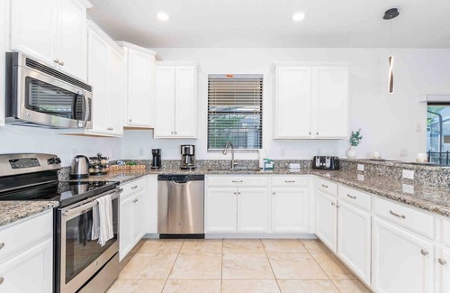 Davenport Villa | 6bdrm/Pool & Spa/BBQ/Golf/2 Club House/25minDisney