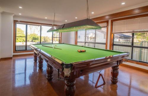 Macgregor House | 6bed Macgregor Home