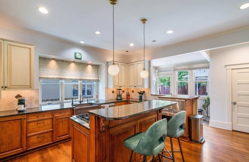 Central Gardens House | 6BR Home | Private Pool & Spa | Games | Gazebo