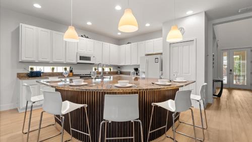 Kissimmee House | 6BR Luxury Home with Private Pool and BBQ