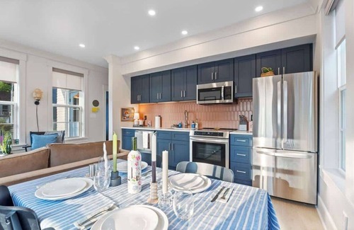 Durham Apartment | 6BR Urban Retreat w/Deck, Near Downtown Durham