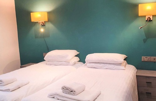 Swindon Apartment | 6Old Town Superior Studio,En-suite,High Speed WiFi