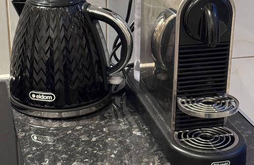 Jargonnant Apartment | 6th floor, amazing 2-bedroom apartment in charming Eaux-Vives, Genève