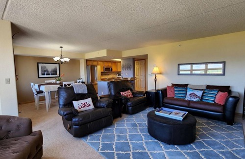 Frisco Condo | 6th Floor Condo with Amazing Lake and Mountain Views!