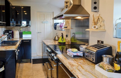Abersoch Cottage | 7 bedroom accommodation in Abersoch