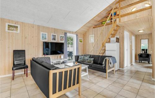 Vinderup House | 7 Bedroom Gorgeous Home In Vinderup