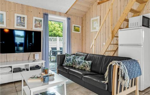 Vinderup House | 7 Bedroom Gorgeous Home In Vinderup