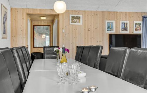 Vinderup House | 7 Bedroom Gorgeous Home In Vinderup