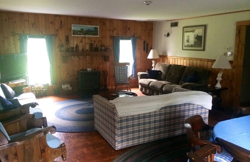 Waterbury Center House | 7 Bedroom House Near Stowe, Vermont