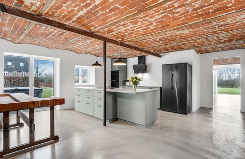 Varde Municipality Apartment | 7 bedroom stunning apartment in Varde