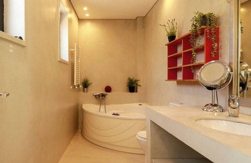 Castelo House | 7 Bedroom Villa With Swimming Pool in the Golf Course Resort