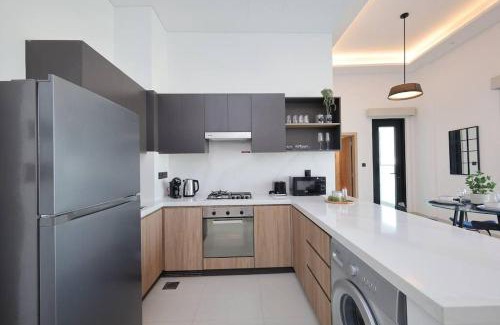 Jebel Ali Apartment | 7 By Aurora 110