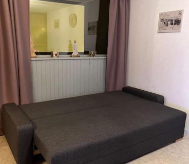 Besse-et-Saint-Anastaise Apartment | 7 couchages et bébé au pied des pistes