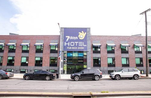 Castle Hill Hotel | 7 Days Hotel