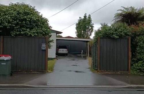 Rotorua House | 7 Double Beds including 2 Double Sofa Beds, 9 Steeles Lane
