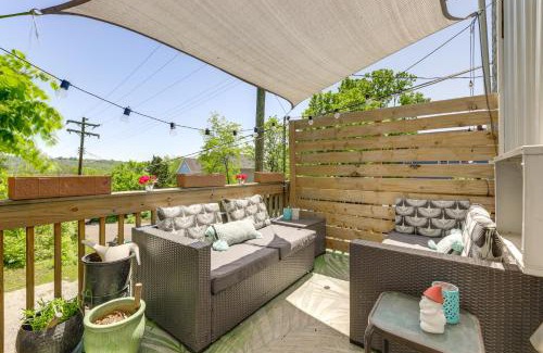 Cincinnati Apartment | 7 Mi to Dtwn Charming Couples Cove in Cincinnati