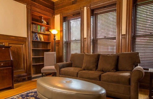East Avenue House | 7 On Strath