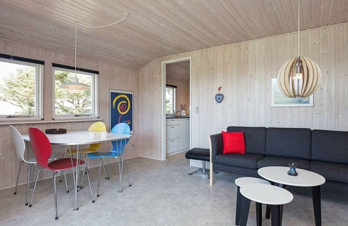 Remmer Strand House | 7 person holiday home in Struer