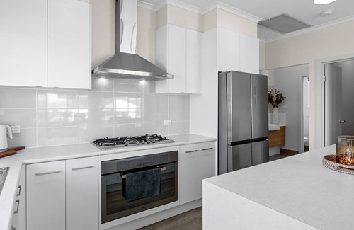 Normanville House | 7 Union Road, Normanville - Free WIFI
