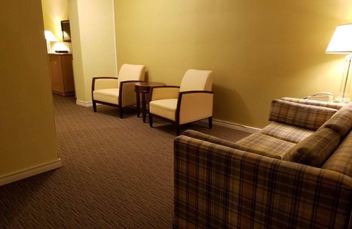 Carleton Place Hotel | 7 West Motel