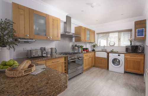 St Ives House | 7 Wheal Ayr - a house that sleeps 6 guests in 3 bedrooms