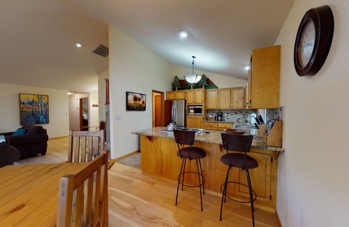 Deer Park House | 7 witchhazel | 3 BR/2 BA, Sleeps 6
