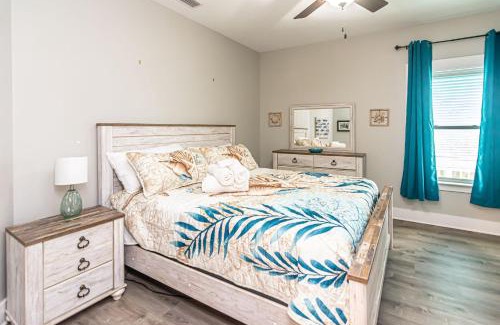 Fort Morgan House | 7025 Rookery 3 Sea You Soon Beach pools New Great Pricing