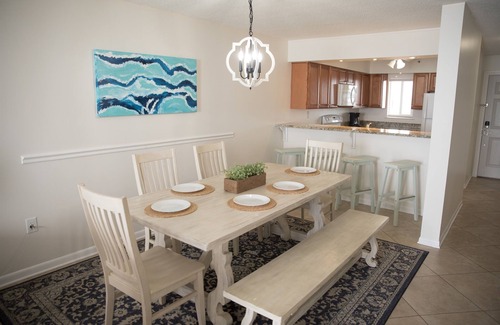Holiday Isle Condo | 705 Destin on the Gulf Beach Chair Service Included, Owner managed